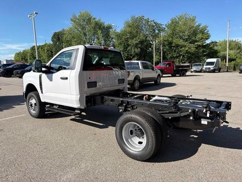 New 2026 Ford F350 XL w/ XL Chrome Package AWD/4WD image 5