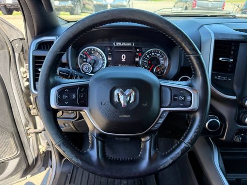Used 2020 RAM 1500 Big Horn AWD/4WD image 14
