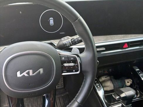 Used 2025 Kia Sorento SX Prestige AWD/4WD image 13