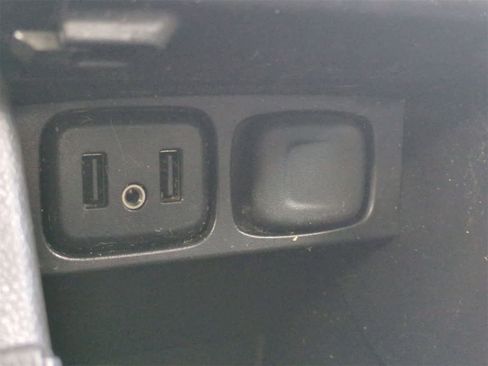 Used 2017 Buick Encore Preferred image 29