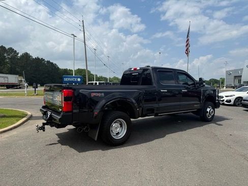 Used 2024 Ford F350 Platinum w/ FX4 Off-Road Package AWD/4WD image 6