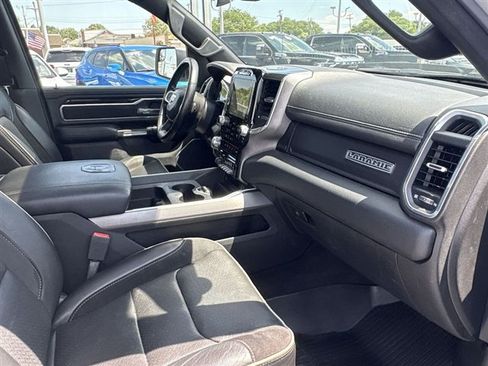 Used 2021 RAM 1500 Laramie AWD/4WD image 29