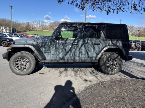 New 2026 Jeep Wrangler Sport S image 7