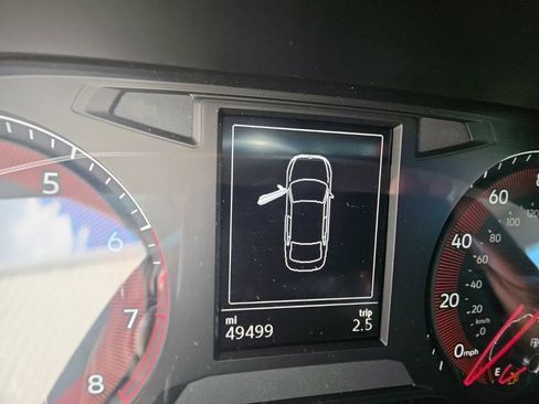 Used 2019 Volkswagen Jetta SE FWD image 14