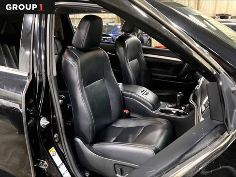 Used 2018 Toyota Highlander XLE image 8