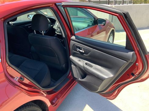 Used 2016 Nissan Altima 2.5 S w/ Power Driver Seat Package FWD image 11
