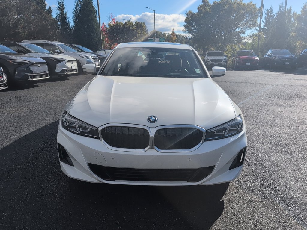 Used 2023 BMW 330e xDrive w/ Premium Package AWD/4WD image 2