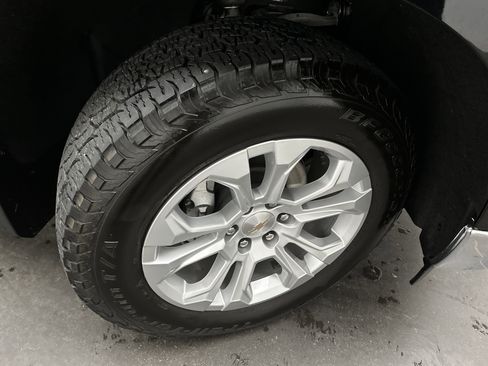 Used 2023 Chevrolet Silverado 1500 LTZ image 13