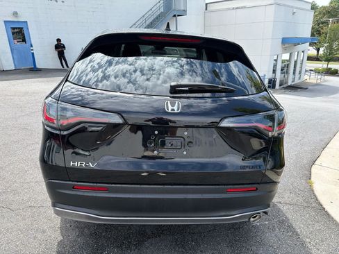 Certified 2025 Honda HR-V Sport image 10