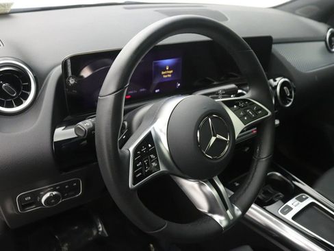 Certified 2026 Mercedes-Benz GLA 250 image 17