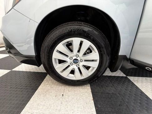 Used 2019 Subaru Outback 2.5i Premium AWD/4WD image 9