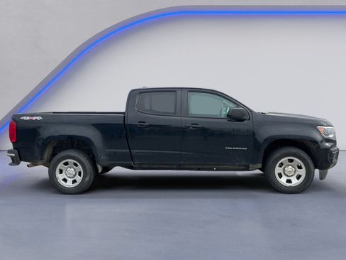 Used 2022 Chevrolet Colorado W/T w/ WT Convenience Package AWD/4WD image 3