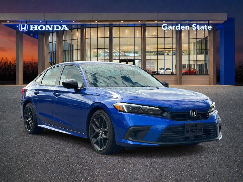 Used 2024 Honda Civic Sport image 2