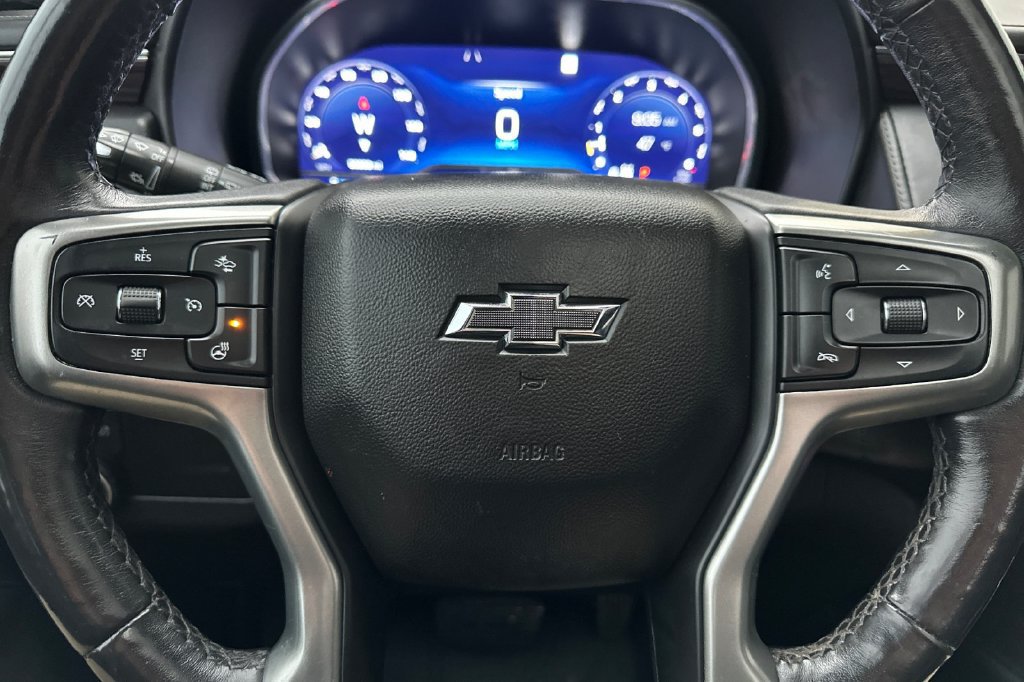 Used 2023 Chevrolet Tahoe Z71 w/ Luxury Package AWD/4WD image 30