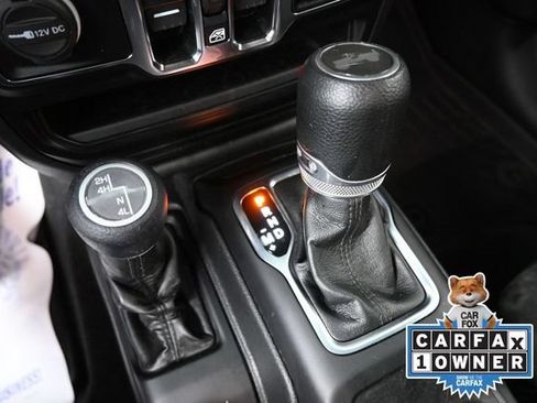 Used 2022 Jeep Wrangler Unlimited Sport w/ Sun And Sound Package AWD/4WD image 37