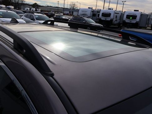 Used 2024 Subaru Forester Limited image 13