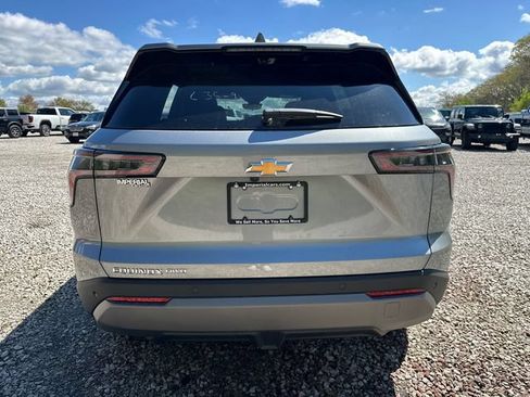 New 2026 Chevrolet Equinox LT w/ Safety and Technology Package AWD/4WD image 9
