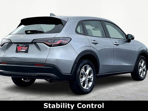 Used 2024 Honda HR-V LX image 6