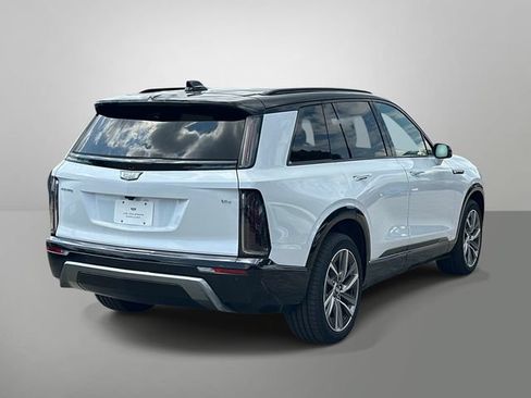 New 2027 Cadillac Vistiq Sport w/ LPO, Floor Liner Package AWD/4WD image 14