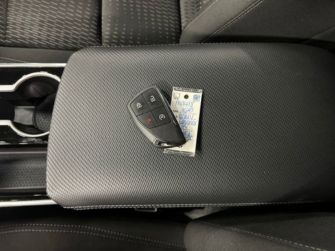 Certified 2025 Chevrolet Equinox LT image 28