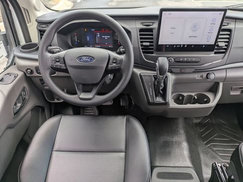 New 2026 Ford Transit 250 148 Medium Roof w/ Load Area Protection Package RWD image 16