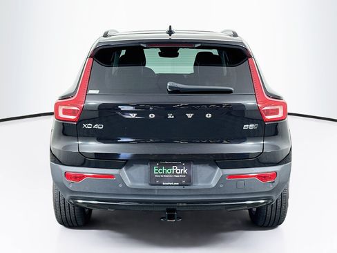 Used 2023 Volvo XC40 B5 Plus w/ Driver Assist Package AWD/4WD image 7