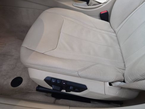Used 2014 BMW 328i xDrive Sedan AWD/4WD image 29
