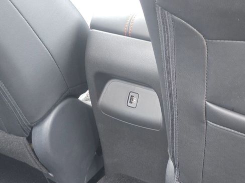 Used 2025 Nissan Sentra SR w/ SR Premium Package image 12