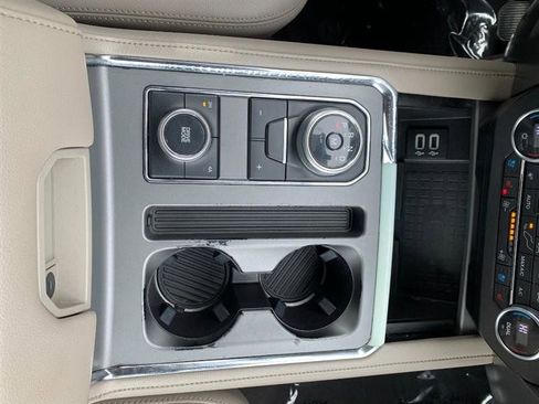 Used 2019 Ford Expedition Max XLT w/ Equipment Group 202A image 32