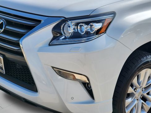 Used 2019 Lexus GX 460 Premium AWD/4WD image 34