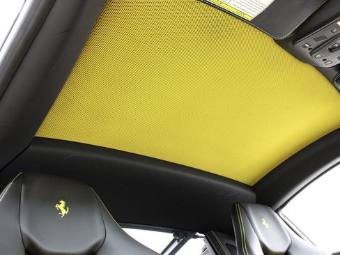 Used 2015 Ferrari 458 Speciale Coupe RWD image 29