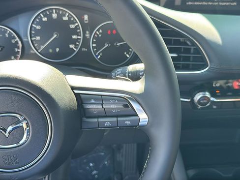 New 2026 MAZDA MAZDA3 Hatchback w/Premium Plus Pkg image 13