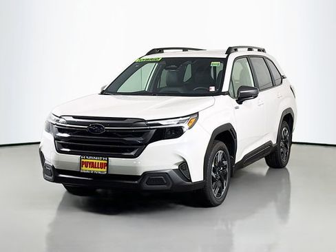 New 2025 Subaru Forester Limited image 3