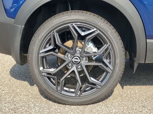 New 2025 Nissan Kicks SR w/ SR Premium Package image 5