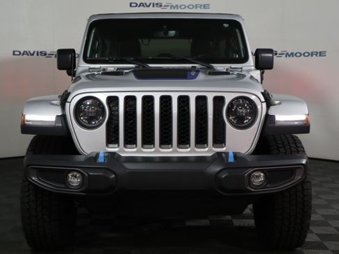Used 2023 Jeep Wrangler Unlimited Rubicon 4xe w/ Cold Weather Group AWD/4WD image 12