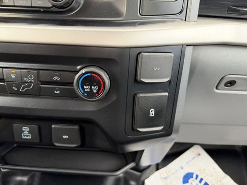 Used 2021 Ford F150 XLT AWD/4WD image 24
