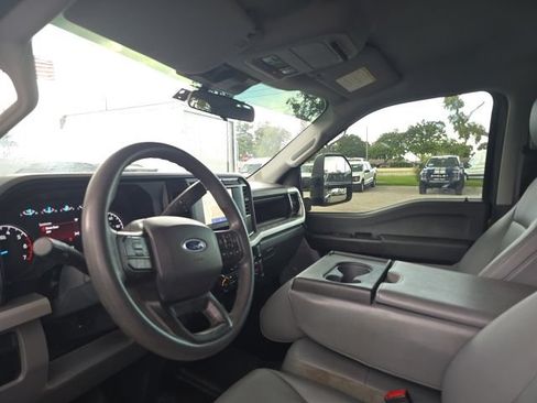 Used 2023 Ford F250 XL w/ XL Driver Assist Package AWD/4WD image 8