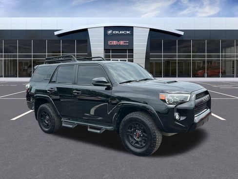 Used 2019 Toyota 4Runner SR5 image 7