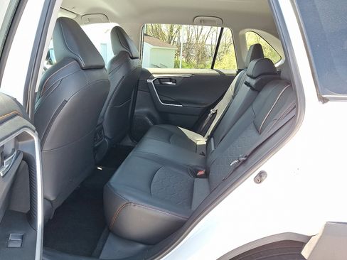 Used 2024 Toyota RAV4 Adventure image 11