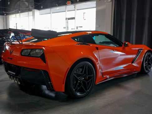 Used 2019 Chevrolet Corvette ZR1 RWD image 39