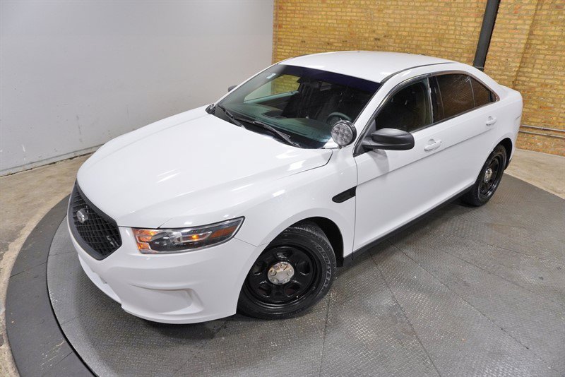 Used 2018 Ford Taurus Police Interceptor AWD image 2
