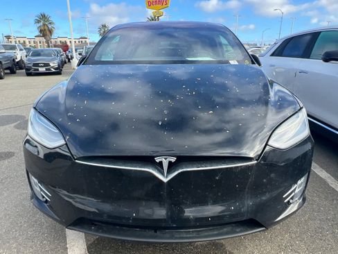 Used 2019 Tesla Model X Long Range image 6