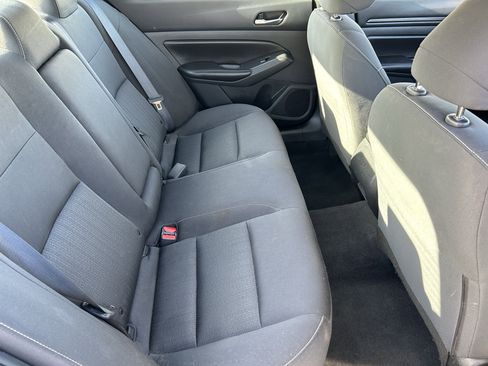 Used 2022 Nissan Altima 2.5 S image 12