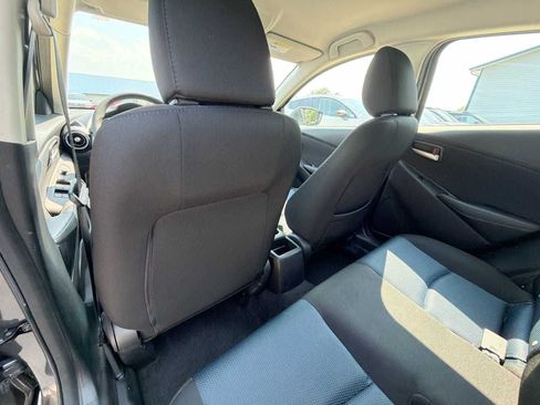 Used 2018 Toyota Yaris iA FWD image 15