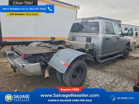 Used 2024 RAM 3500 Tradesman w/ Chrome Appearance Group AWD/4WD image 4