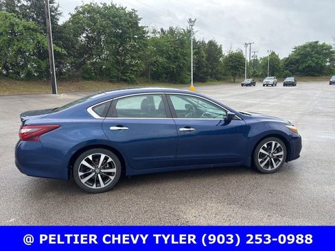 Used 2017 Nissan Altima 2.5 SR image 8