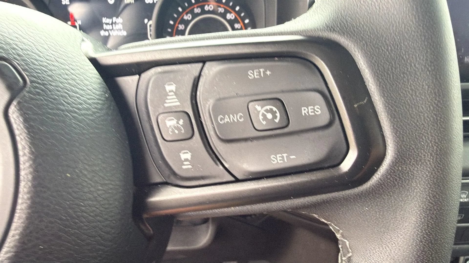Used 2026 Jeep Gladiator Mojave AWD/4WD image 26
