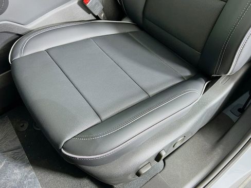 New 2026 Chevrolet Silverado EV LT image 19