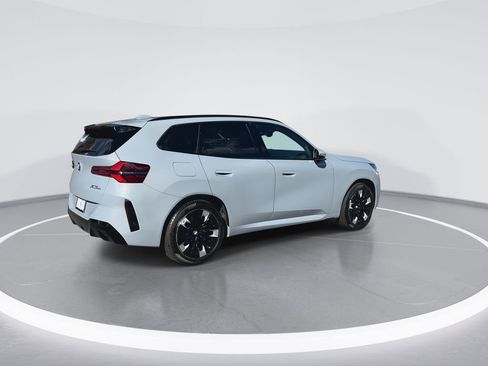 Used 2025 BMW X3 xDrive30i w/ Premium Package image 8