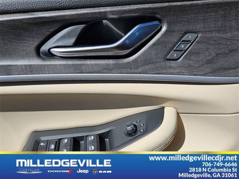 New 2025 Jeep Grand Cherokee Limited w/ Luxury Tech Group II image 33